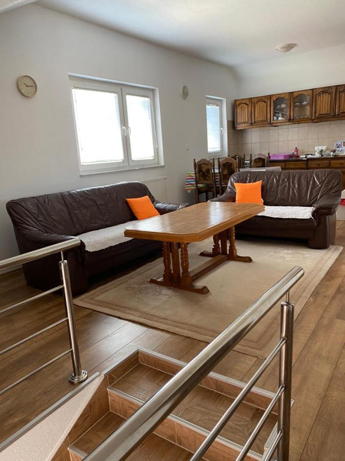 Big Apartment 3 Bedrooms Bihac Ngoại thất bức ảnh
