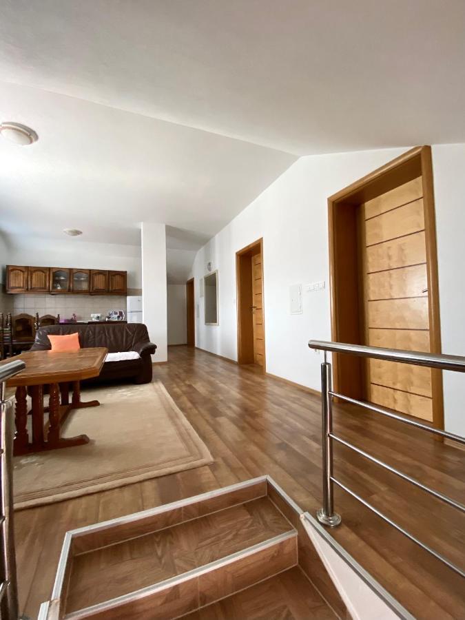 Big Apartment 3 Bedrooms Bihac Ngoại thất bức ảnh
