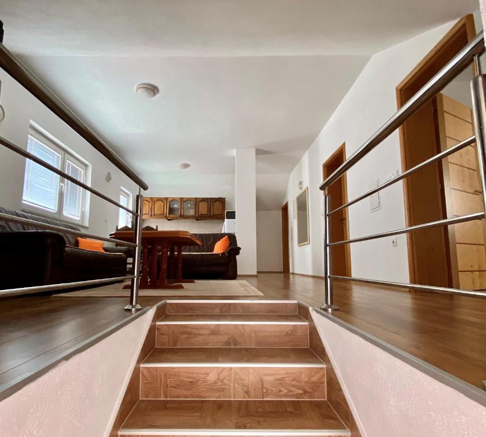 Big Apartment 3 Bedrooms Bihac Ngoại thất bức ảnh