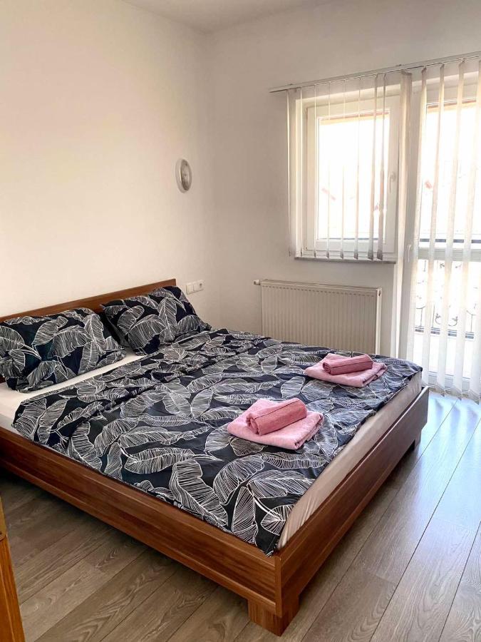 Big Apartment 3 Bedrooms Bihac Ngoại thất bức ảnh